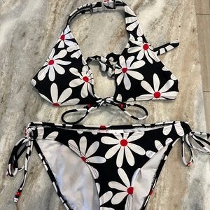 Bongo 2 piece daisy  bikini